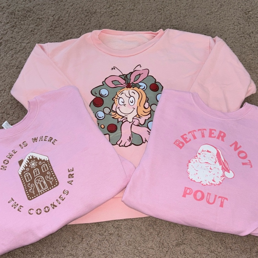 Girls Christmas sweatshirts size 7